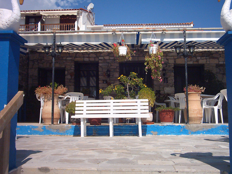 Potokaki Beachfront Hotel