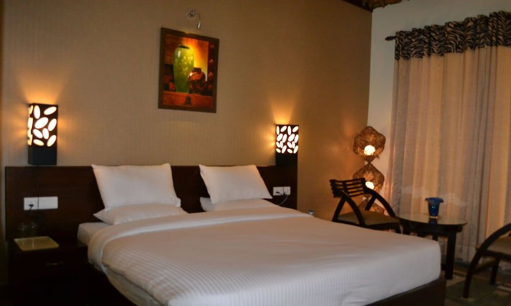Corbett Wild Iris Spa & Resort