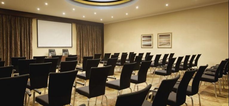 Radisson Blu Hotel & Resort, Abu Dhabi Corniche