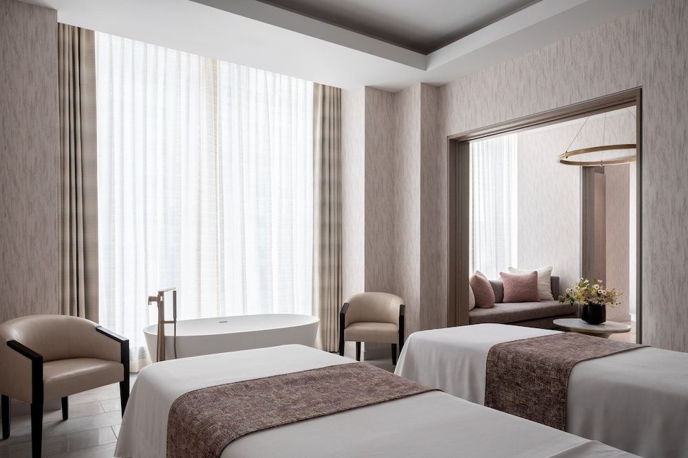 Four Seasons Hotel Minneapolis
