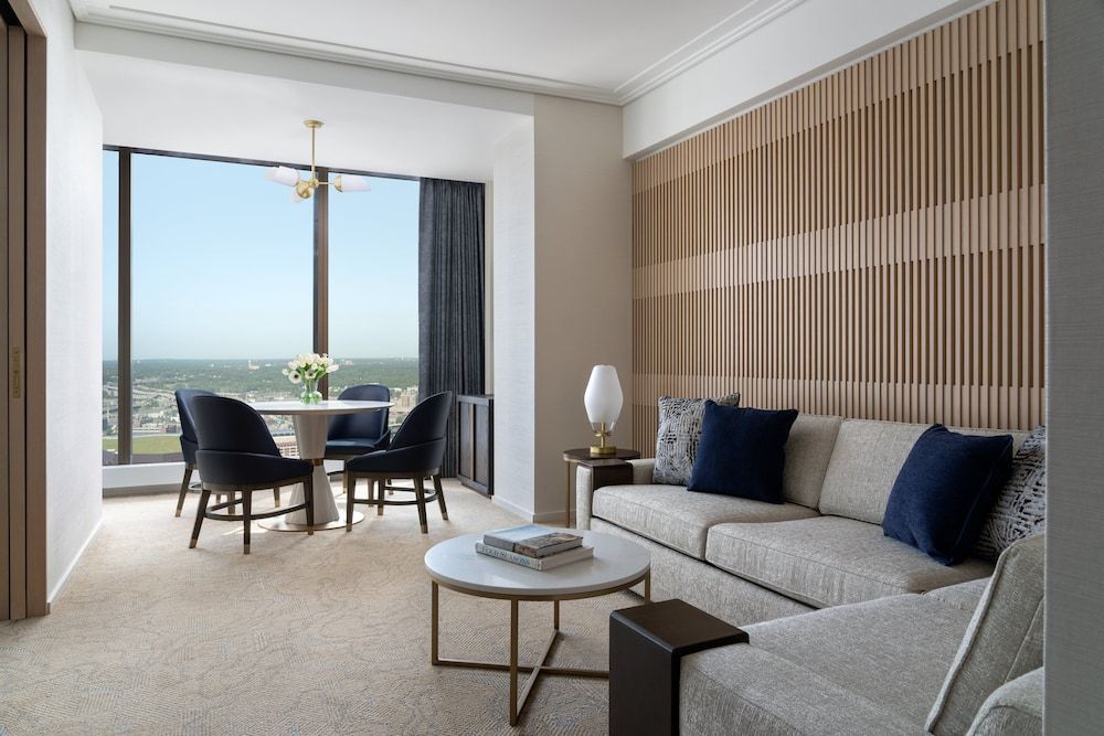Four Seasons Hotel Minneapolis