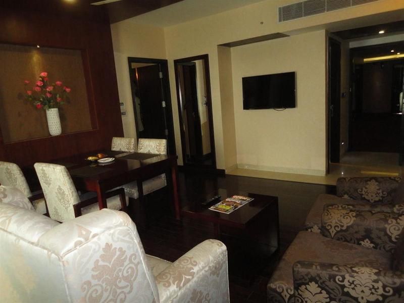 Fortune Select Grand Ridge