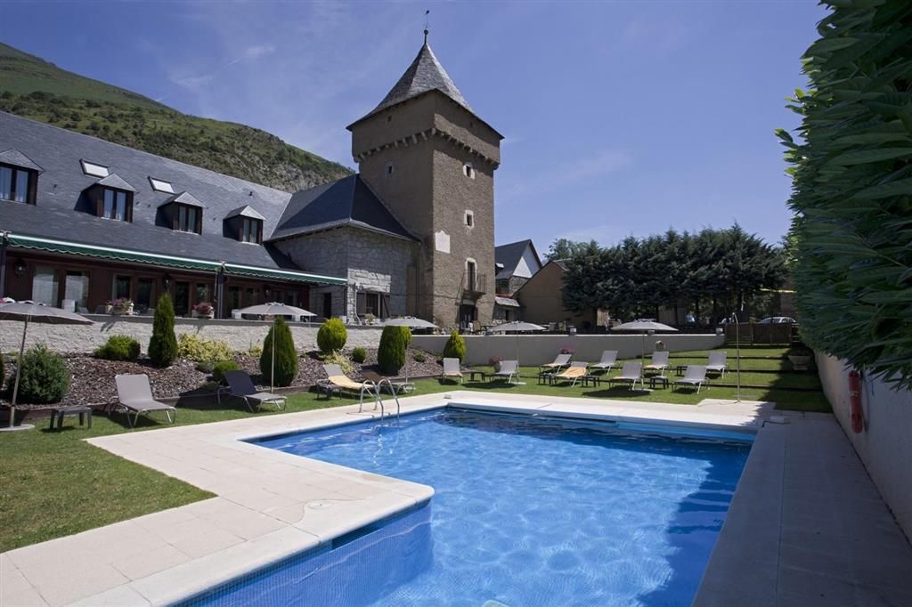 Parador de Artíes