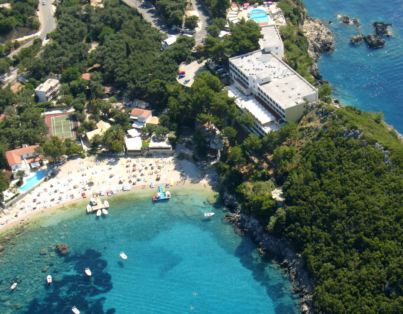 Akrotiri Beach Resort Hotel