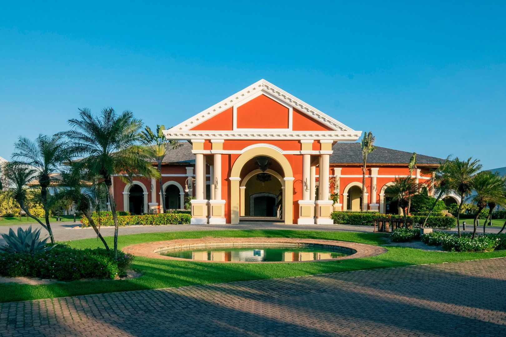 Iberostar Waves Bahia