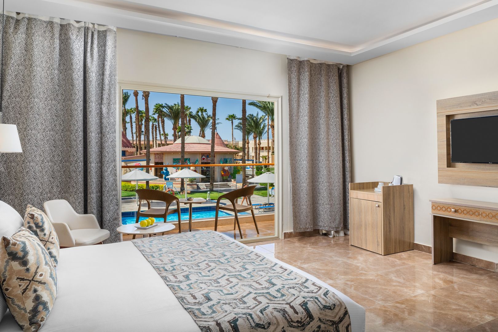 Beach Albatros Resort