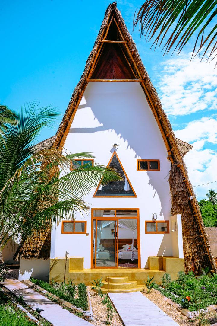 La Perla Beach Resort