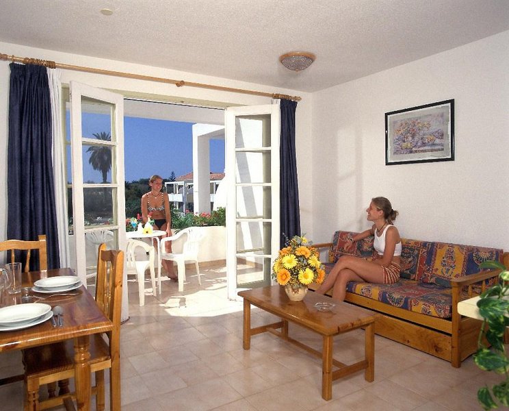 Checkin Apartamentos Laurisilva