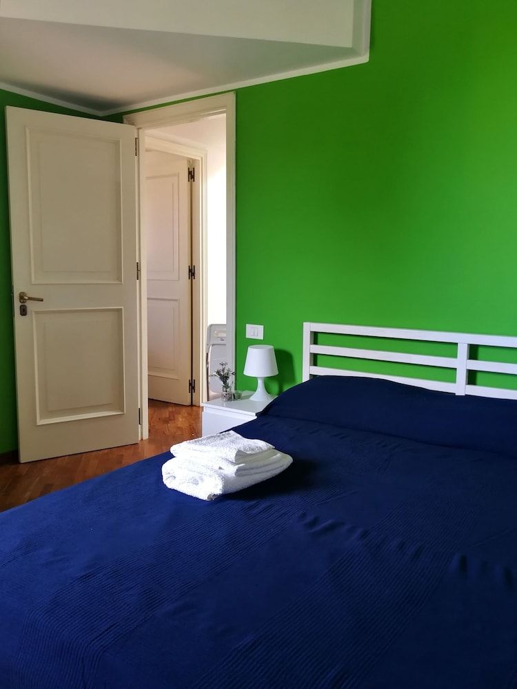 Mamamia Mondello Home
