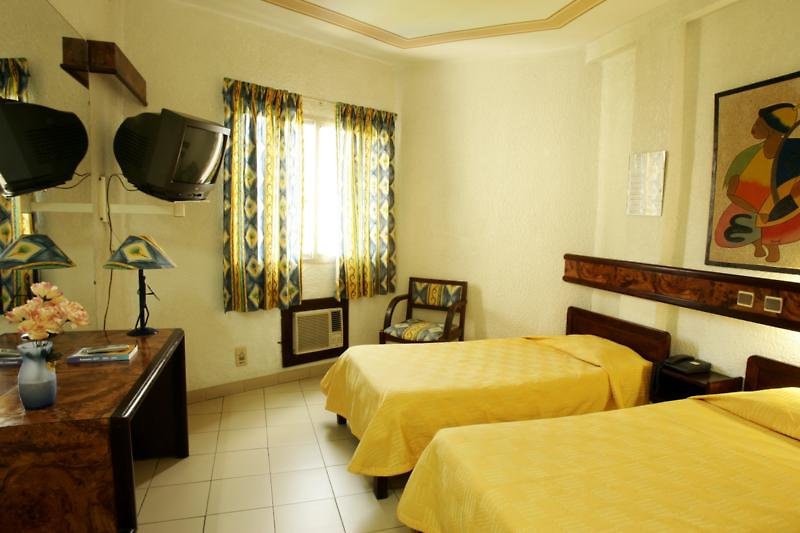 Axil Hotel