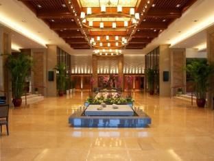 Warm Island Lake Resort Hangzhou