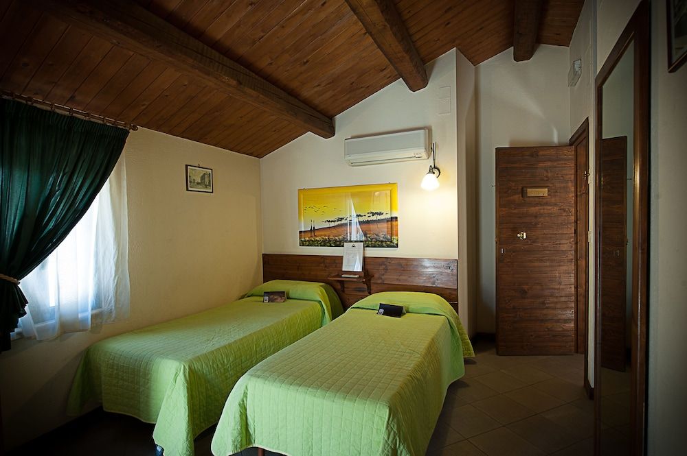Albergo Tripoli - Guest House