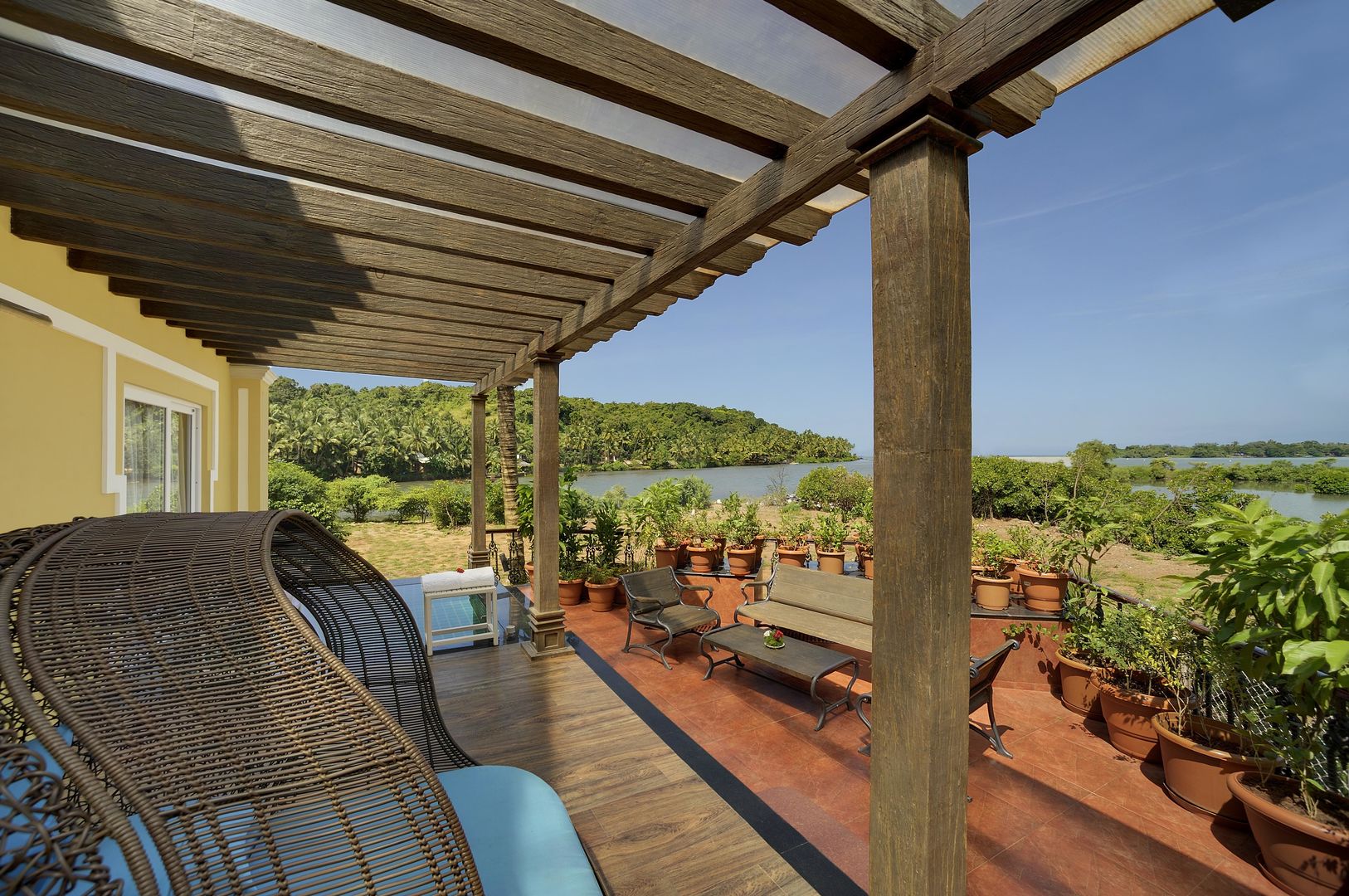 Fenicia Riverside Resort