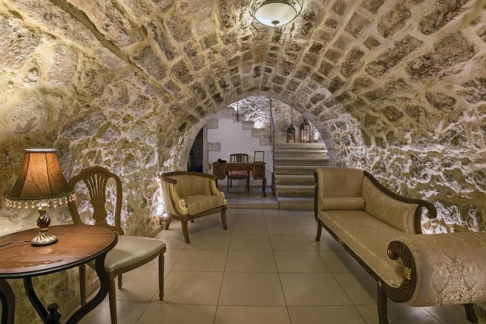 Archontiko Rector Suites