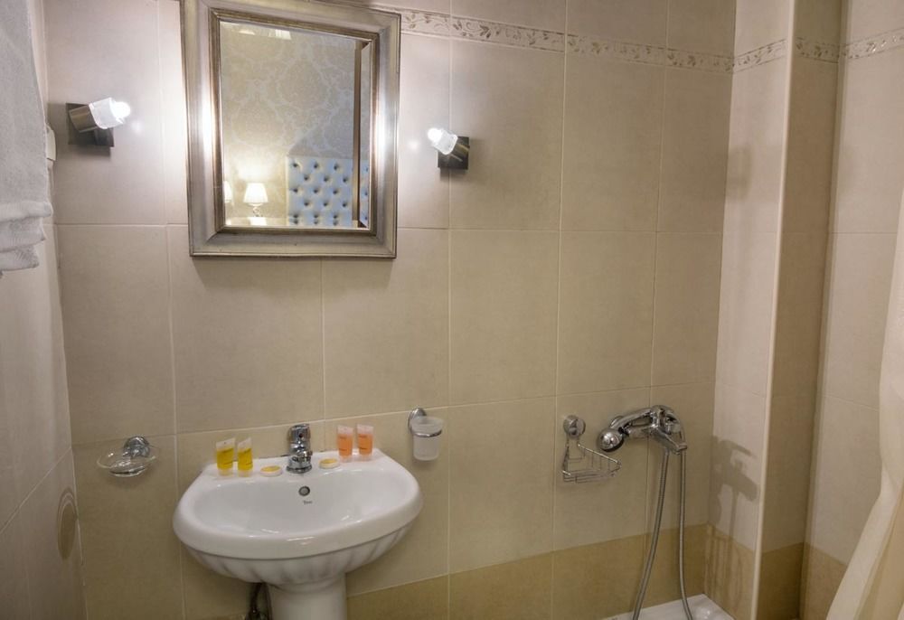 Archontiko Rector Suites