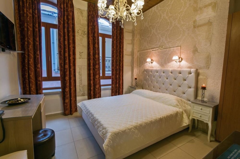 Archontiko Rector Suites