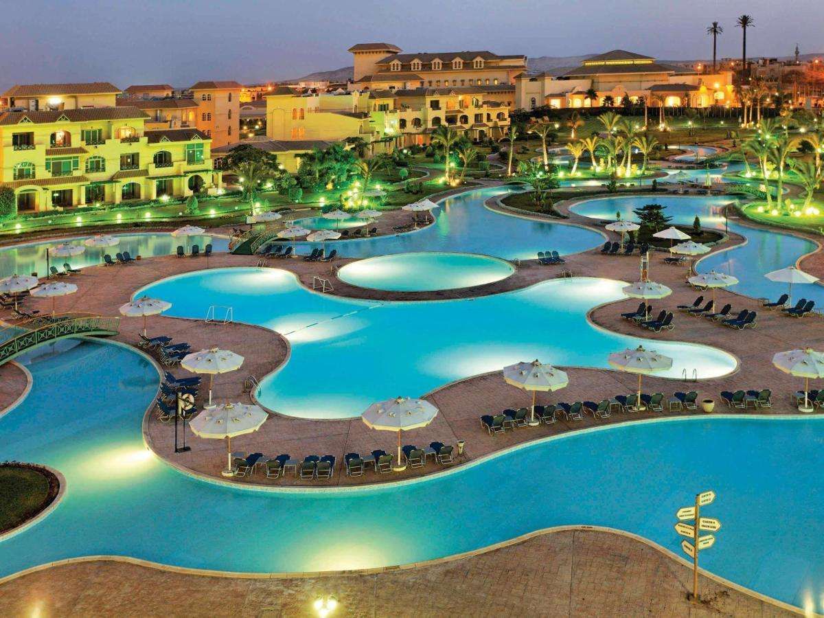 Mövenpick Cairo Media City