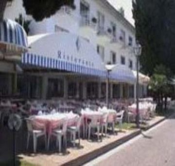 Hotel Excelsior Bay