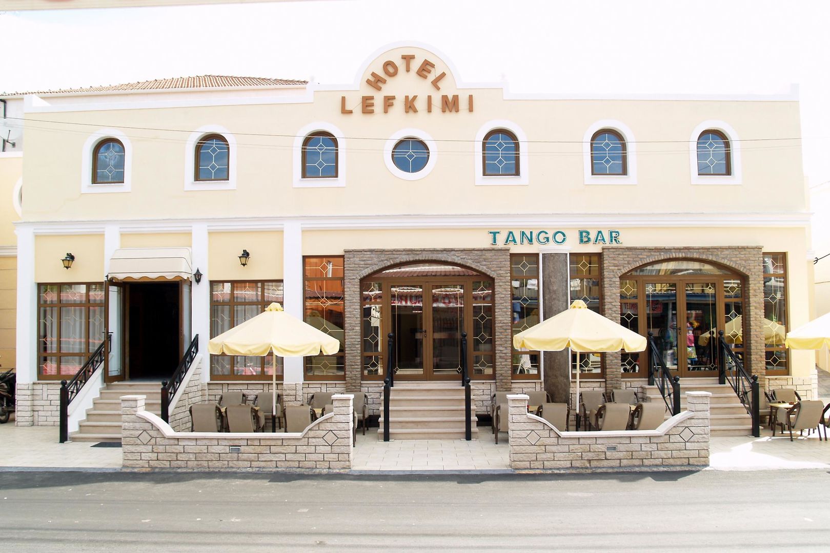 Hotel Lefkimi