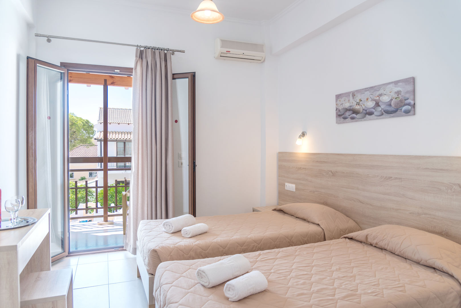Hotel Lefkimi