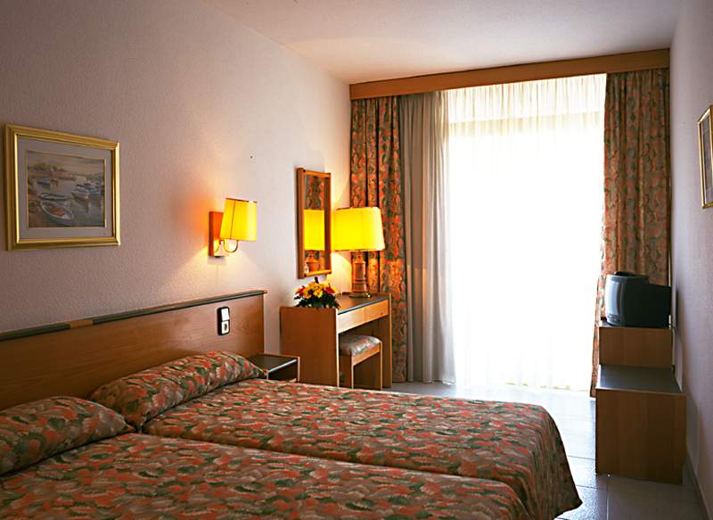 Port Eugeni Hotel