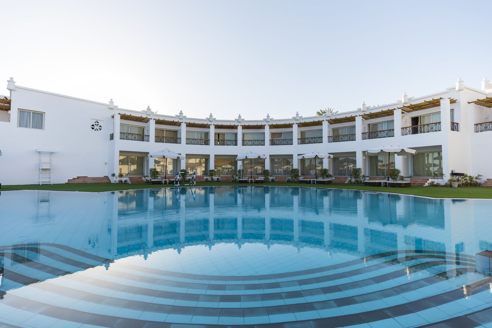 Sunrise Remal Beach Resort