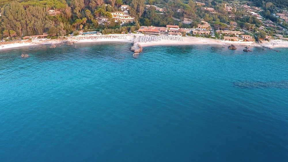 Baia Paraelios Resort