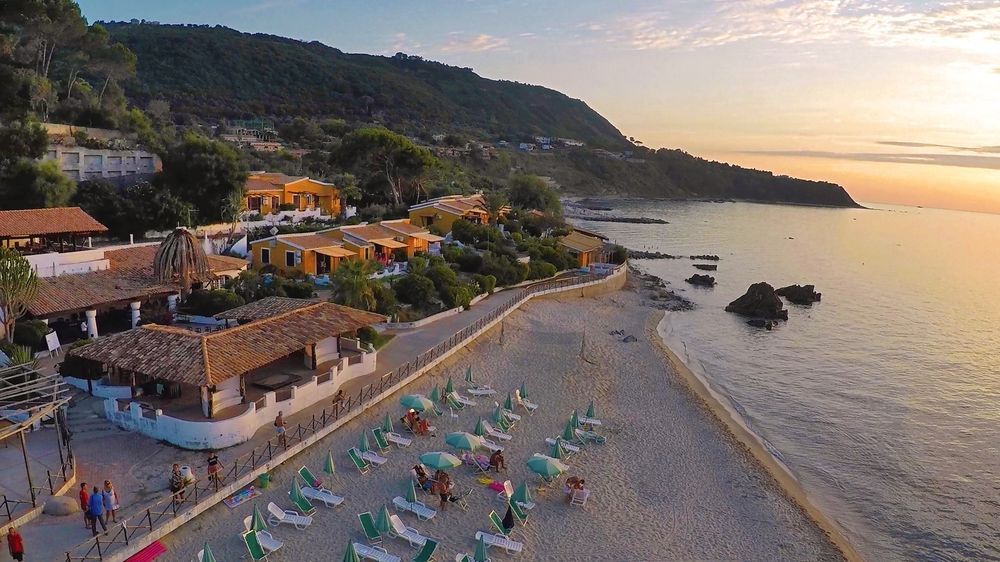 Baia Paraelios Resort