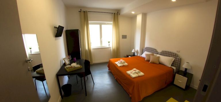 Sirena Partenope B&B