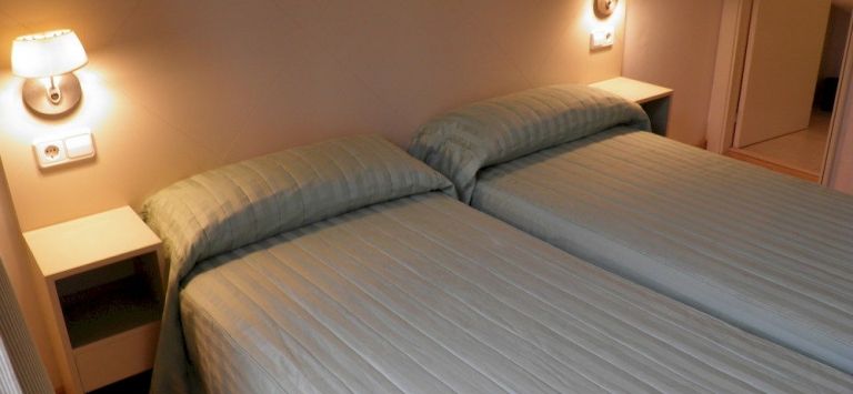 Apartaments Sant Jordi Fontanella