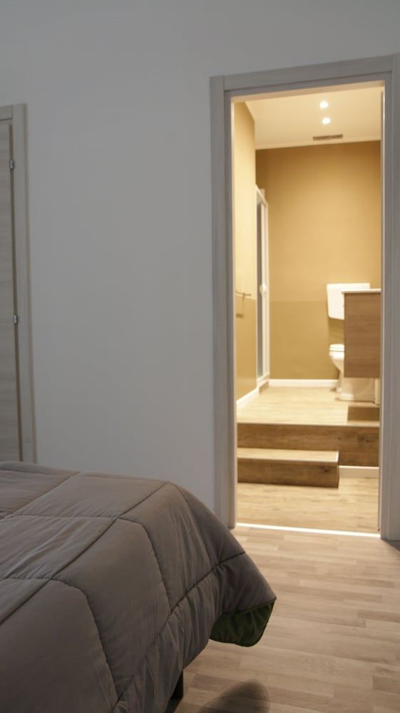 Bed & Breakfast H_24
