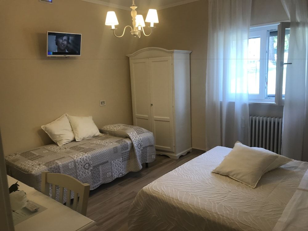 Opera Bed & Breakfast
