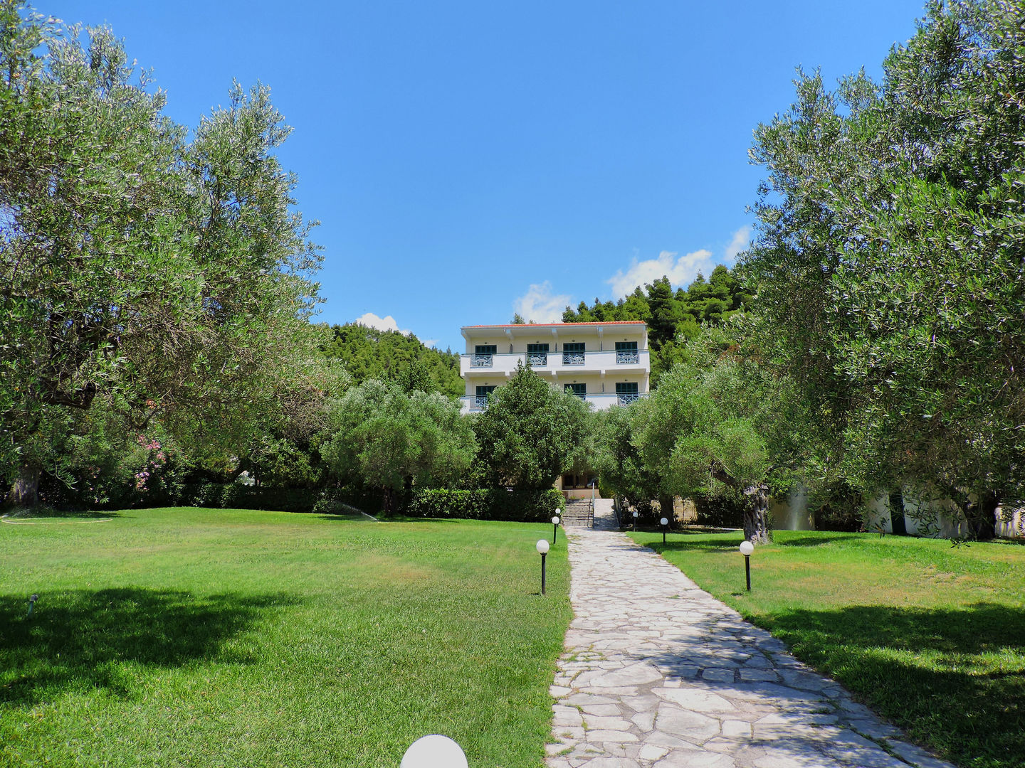 Julia Hotel