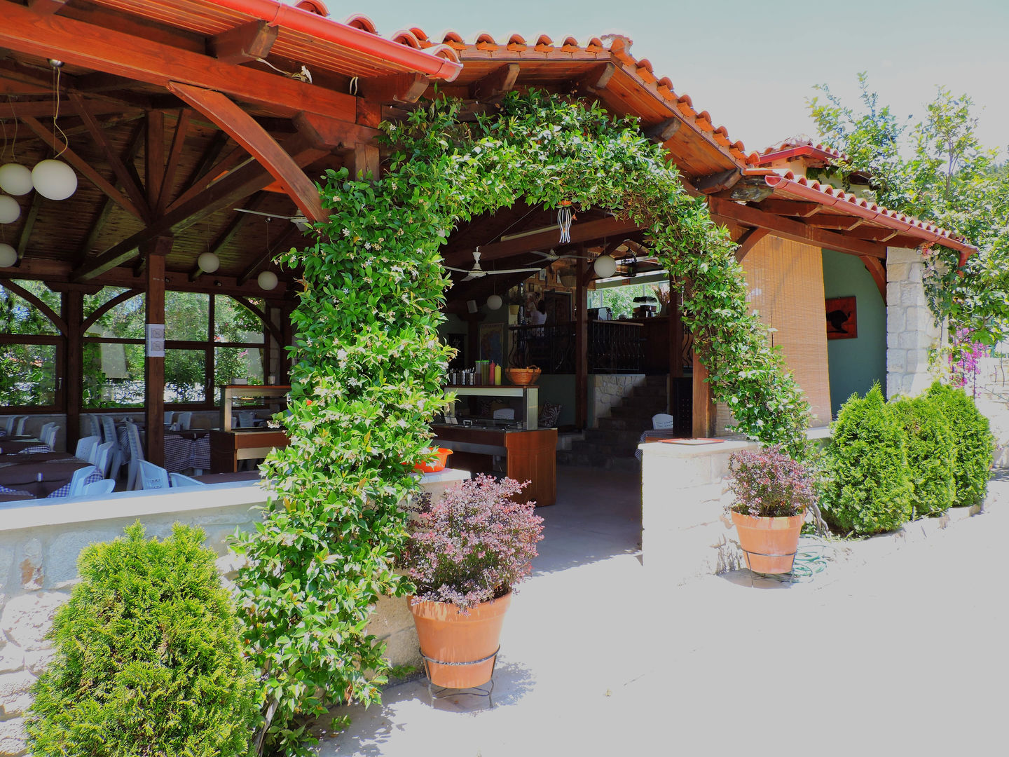 Julia Hotel