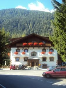 Cima Dodici B&B-Apartments