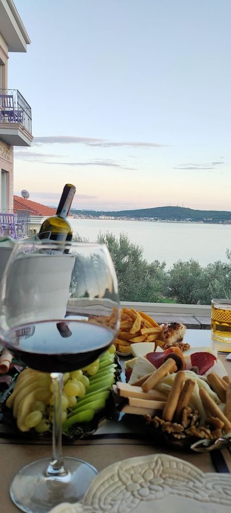 Efruze Otel