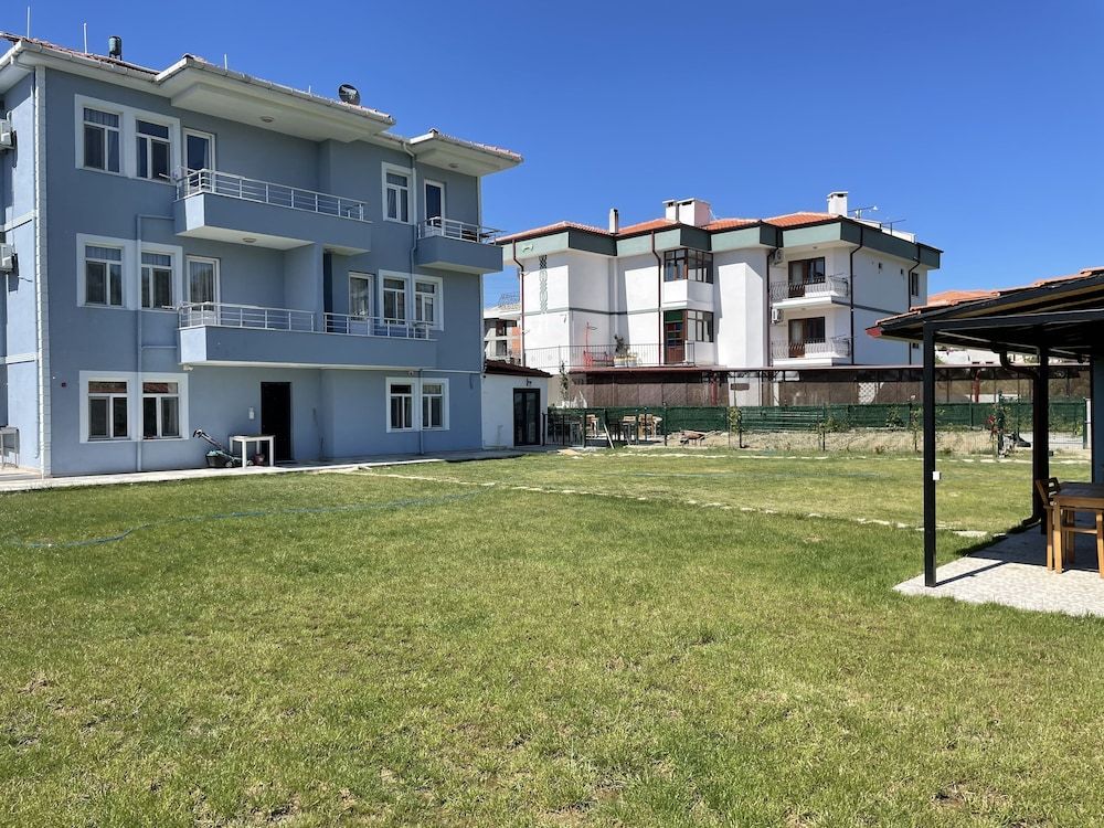 Parli Hotel