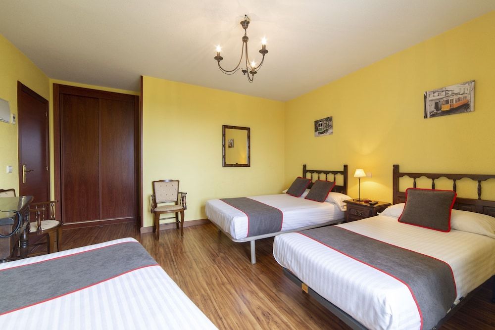 Hotel Mavi by OYO