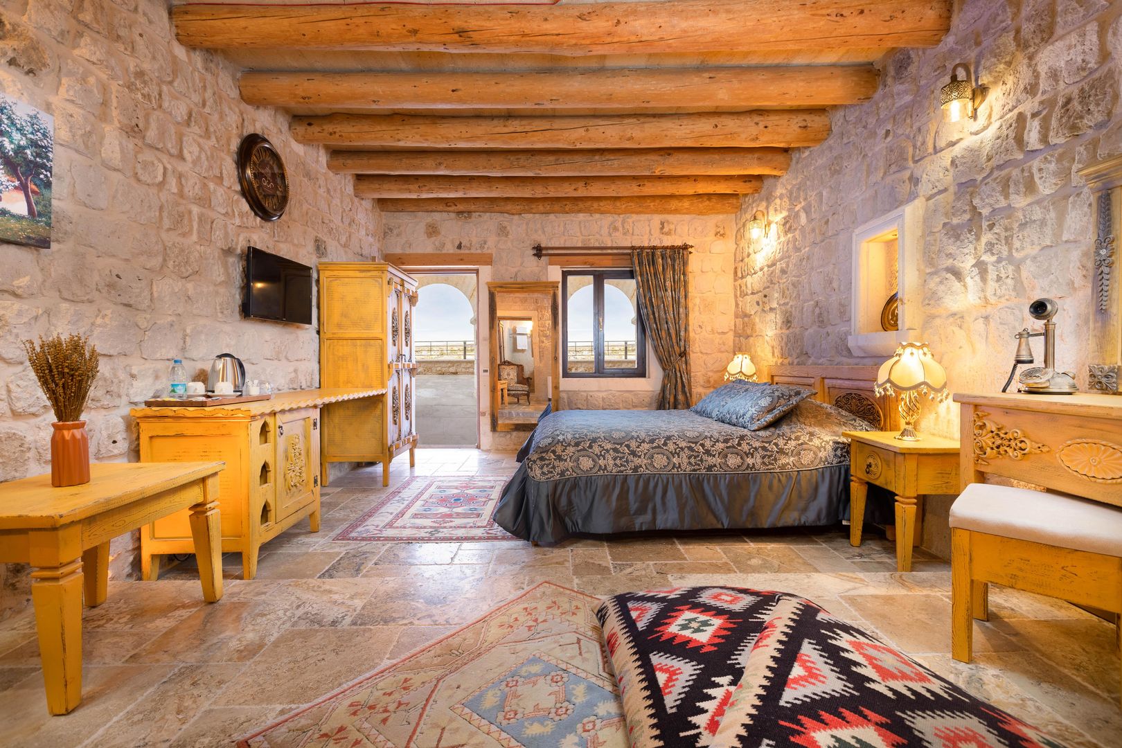 Acer Cave Hotel