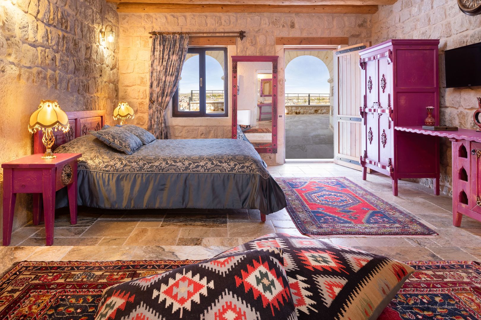 Acer Cave Hotel