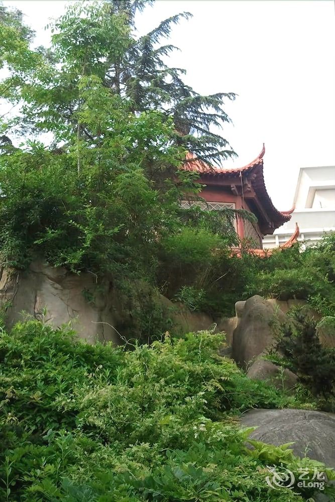 Mingfa Pearl Spring Hotel