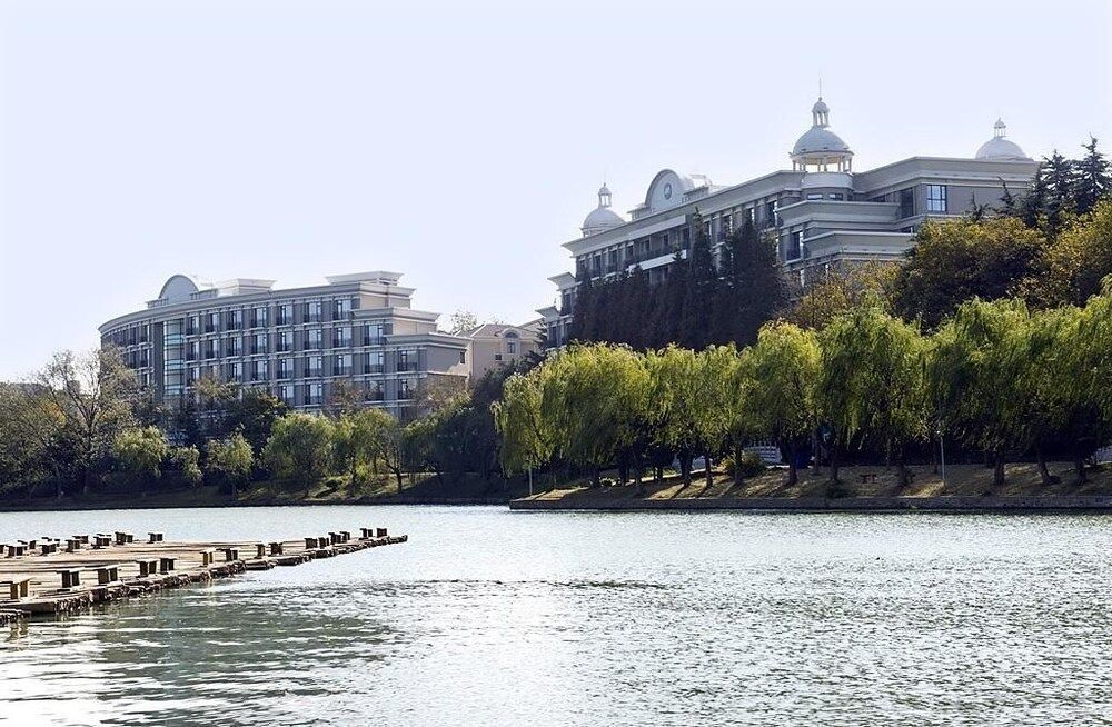 Mingfa Pearl Spring Hotel