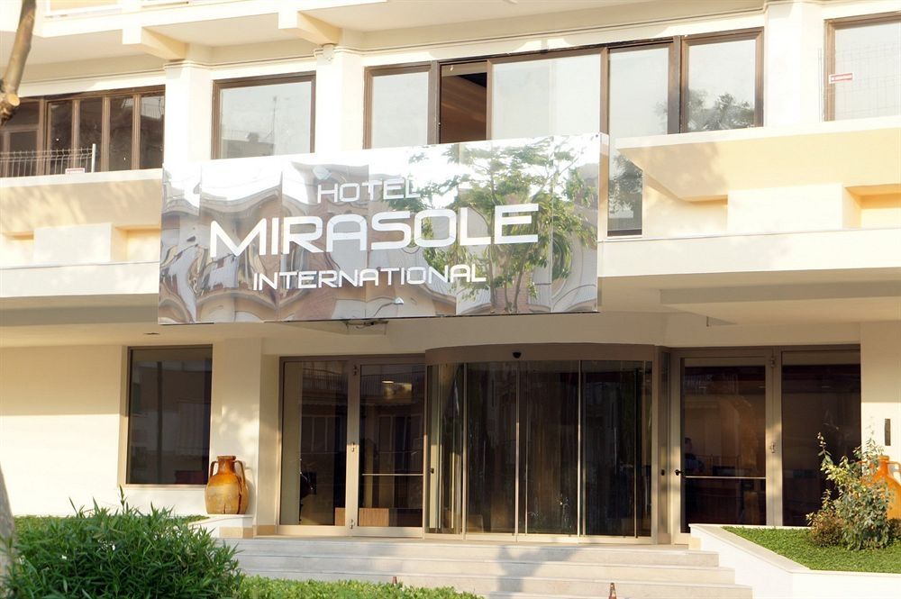 Hotel Mirasole International