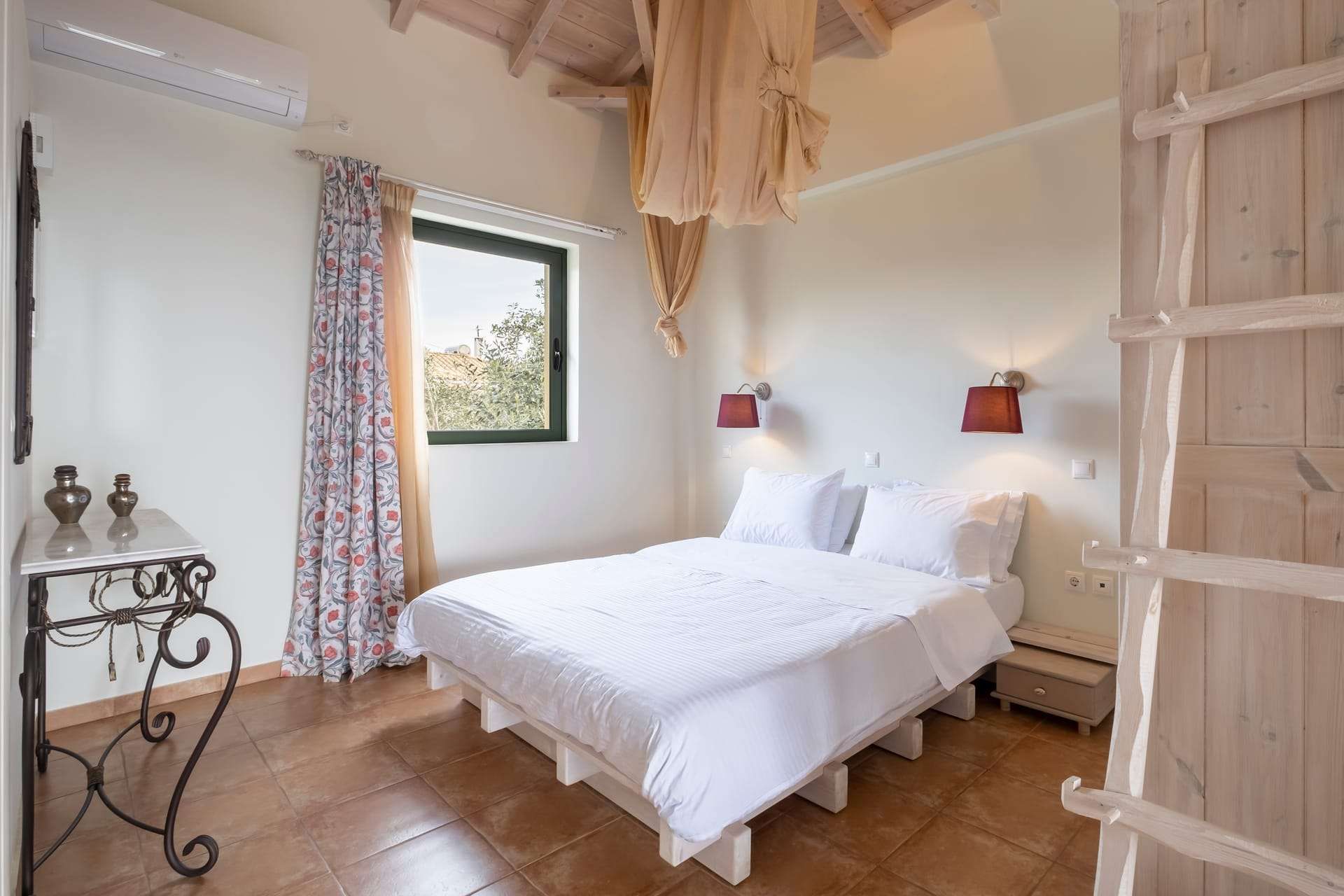 Chamaloni Cottages