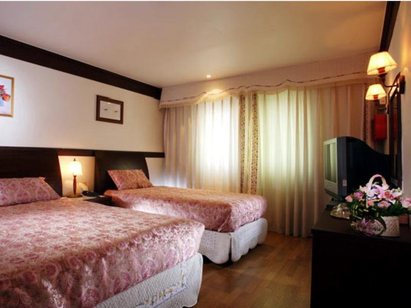 Brown Dot Hotel