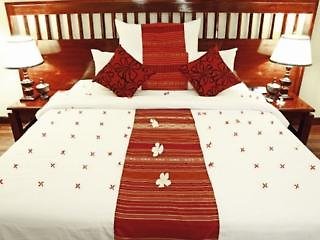 Royal Empire Hotel
