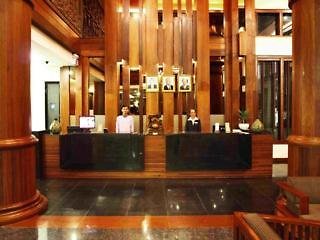 Royal Empire Hotel