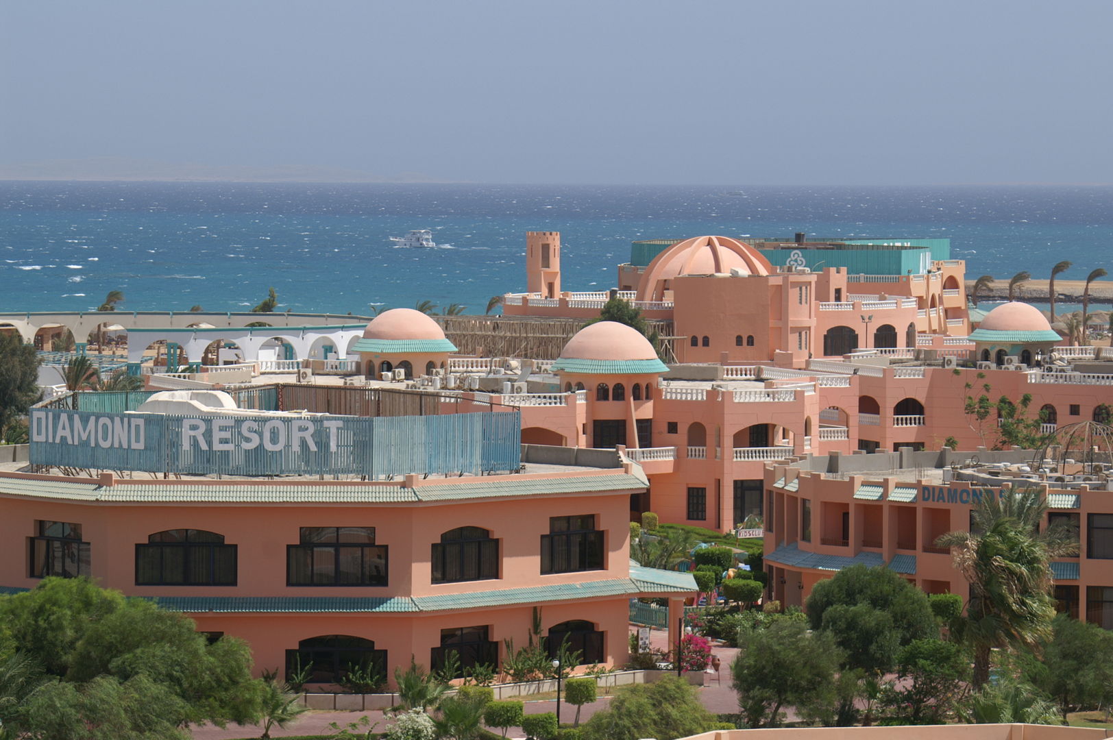 Diamond Beach Hotel