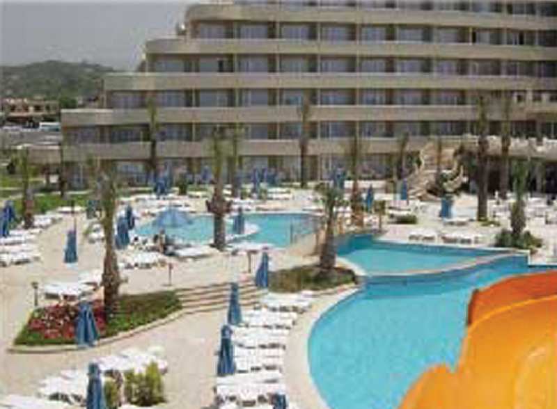 Armas Pemar Beach Resort