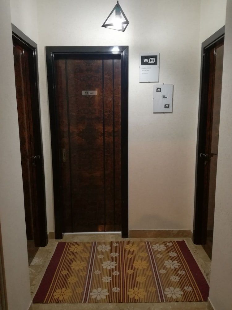 Home La Kore